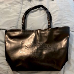 Paparazzi accessories all access black vinyl tote bag